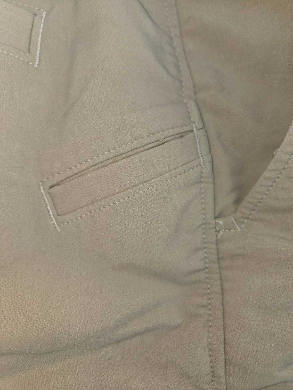 Under Armour Mens Khaki Golf Shorts 40